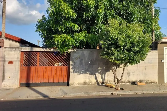 CASA COM 1 DORMITÓRIOS À VENDA EM MOGI GUAÇU - JARDIM IPÊ V