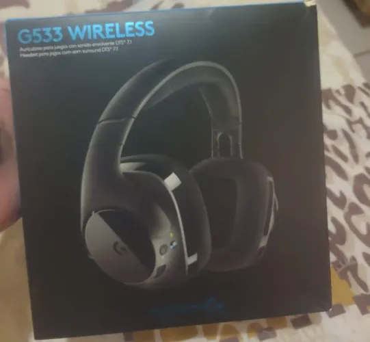 Headset Gamer Sem Fio Logitech G533 com som surround DTS 7.1.