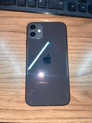 VENDO IPHONE 11 64GB