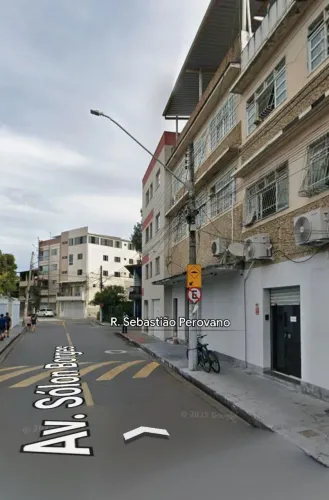 Alugo apartamento 2 andar