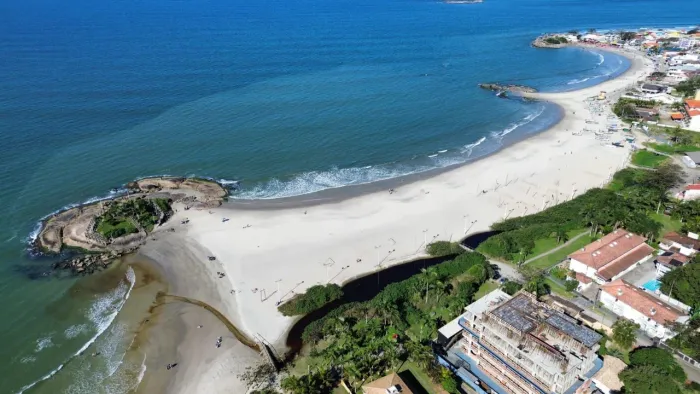Livre para o CARNAVAL Alugo casana praia Itapoá 3ª pedra