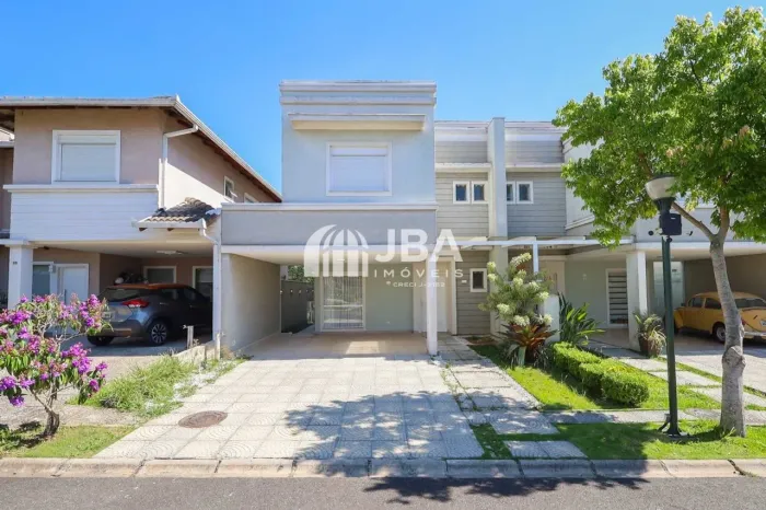 CASA EM CONDOMÍNIO NO BAIRRO XAXIM