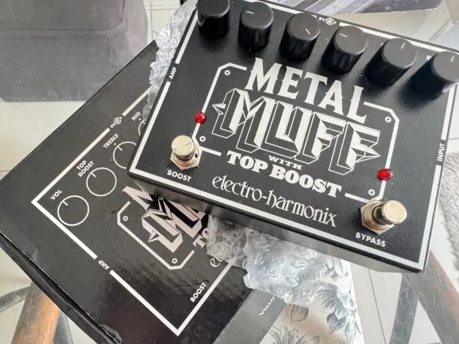 PEDAL METAL MUFF WITH TOP BOOST - EHX