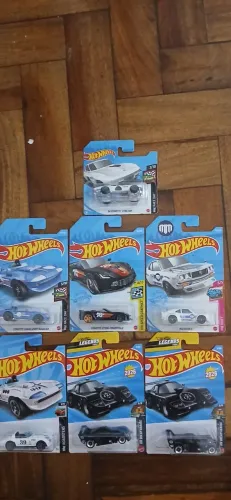 Coleção de hot weels 502 sendo 20 t-hunt valor 6700 todos novos