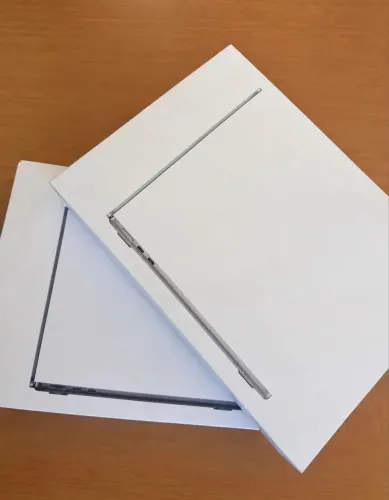 MACBOOK AIR M5 / PRONTA ENTREGA / LACRADO COM 1 ANO DE GARANTIA