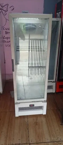 Vendo eslim própria pra salão de beleza ou salão de cabeleireiro 