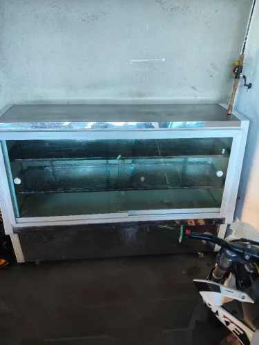 Freezer repositor