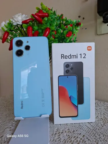 Redimi 12 128gb seminovo acompanha caixa carregador capinha