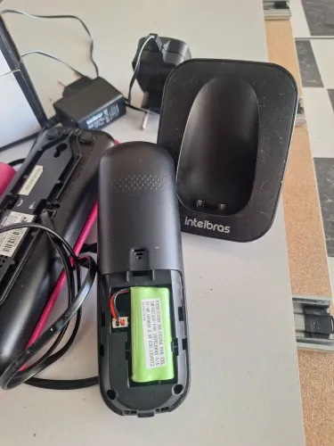 Telefone sem fio e com fio