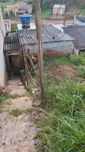 Vende se casa de 2comodos por 50 mil