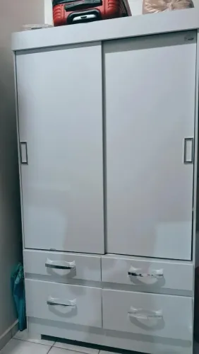 Guarda roupa