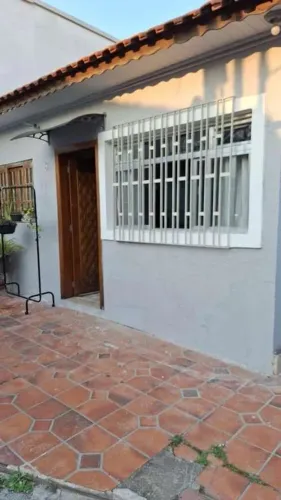 Vendo essa casa já desocupado na Cachoeirinha próx ao IDAAM - Parcelada