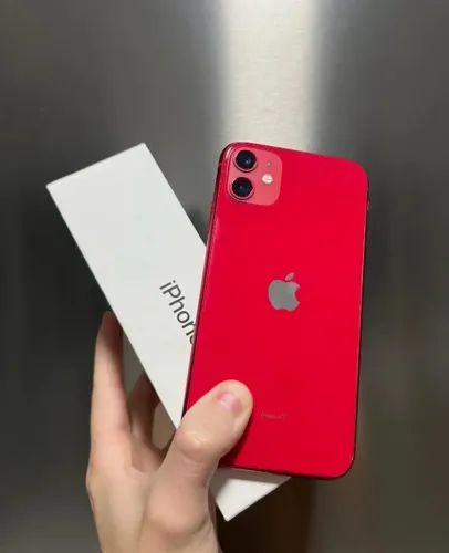 iPhone 11 Red