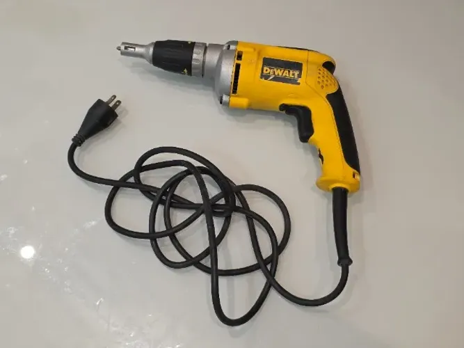 Parafusadeira Drywall DEWALT-DW257 
