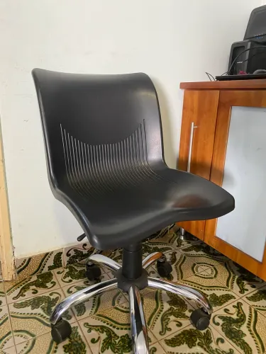 Vendo Cadeira de Escritório