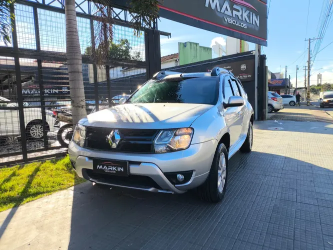 Renault Duster Dynamique 2.0 Hi-flex 16V Aut. 2016