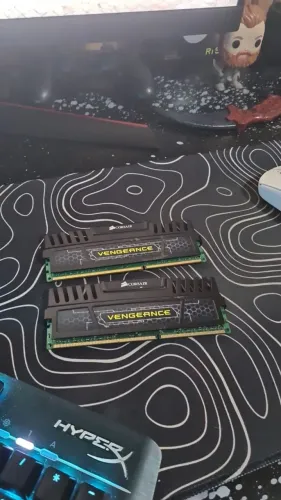 memoria ram 8gb ddr4 2 pentes corsair vengeance