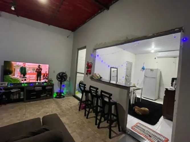 Casa Com Piscina Na Rodovia Trnasferencia R$185 mil + parcelas