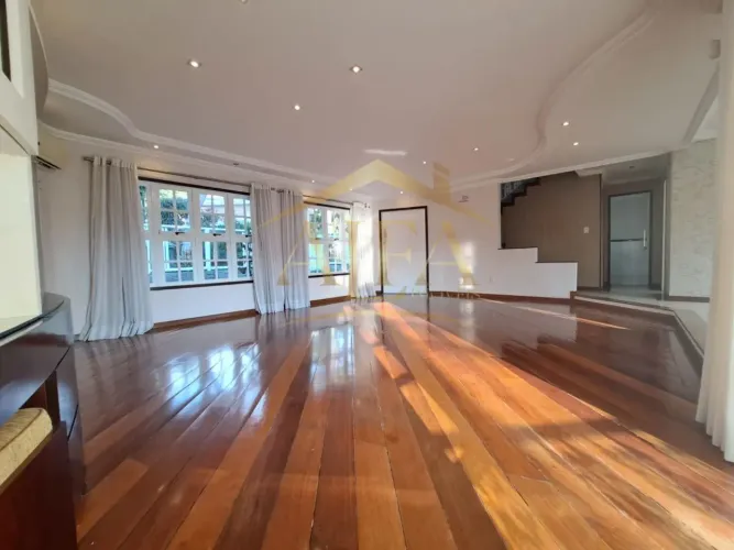 Casa de condomínio para venda 355 m² com 4 quartos sendo 3 suítes