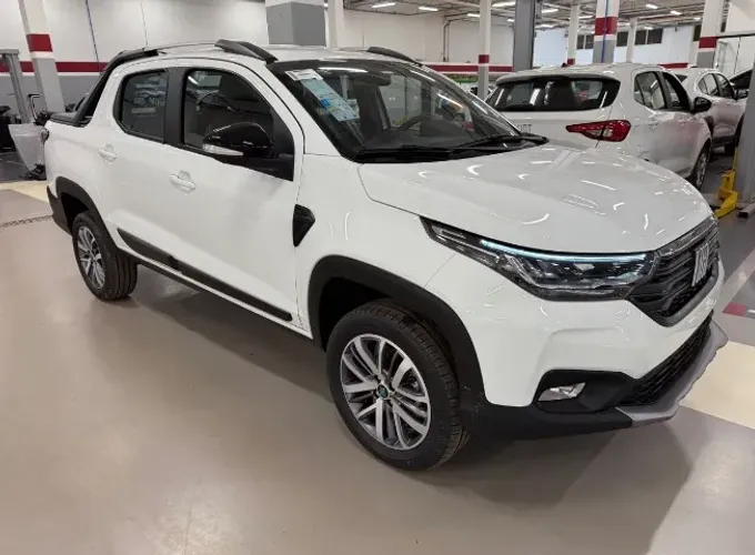 Fiat Strada Volcano 1.3 Flex 8V CD Aut. 2027