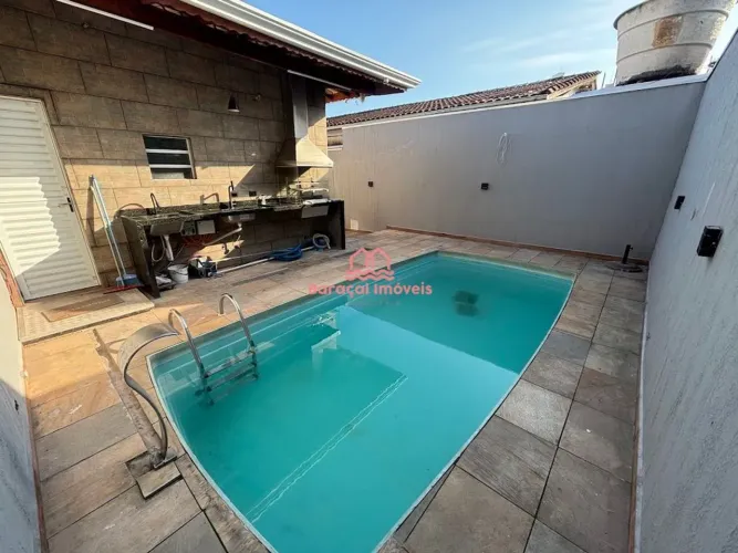 CASA COM PISCINA NA VILA TUPY TODA REFORMADA R$ 695 MIL MOBILIADA
