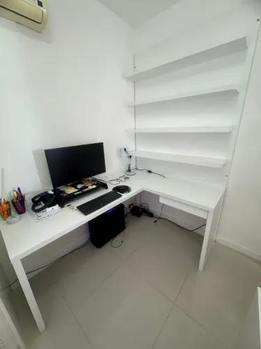 Bancada usada (mesa)