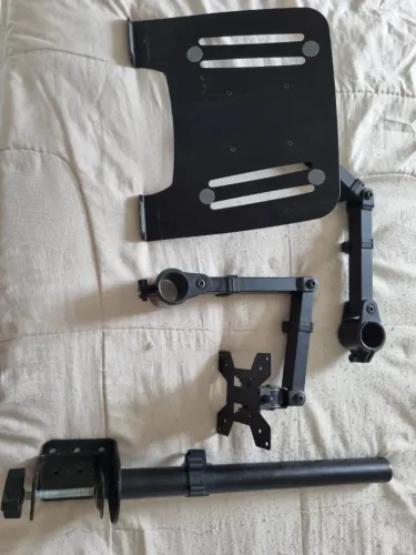 Suporte Articulado de Mesa para Notebook e Monitor