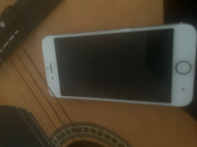 iPhone retirar peça ou arrumar 90 reais