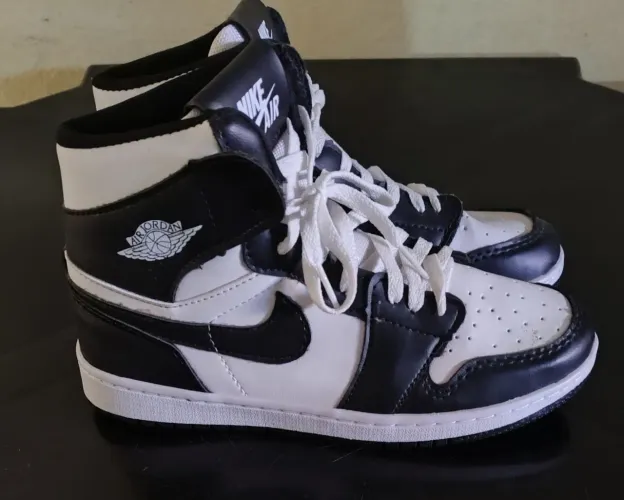 Tênis Jordan N39 Novo