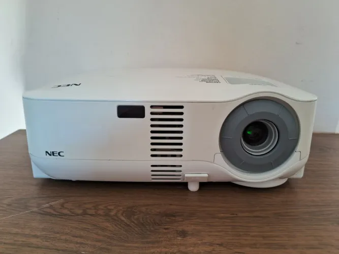 Projetor Nec VT700