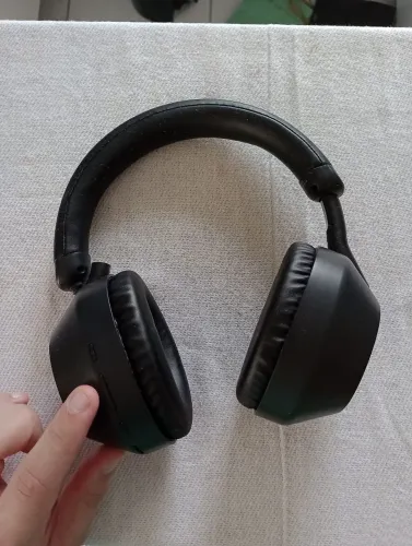 Fone de ouvido LEHMOX over-ear -- funcionando -- 1 lado solto (avaria na haste)
