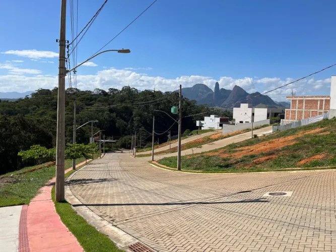 Terreno à venda no Condomínio PARADISE HILLS