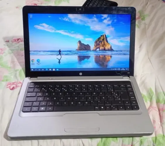 Notebook Hp G42 core i3 com 4 gigas ram, ssd 256, placa de vídeo, Windows 10