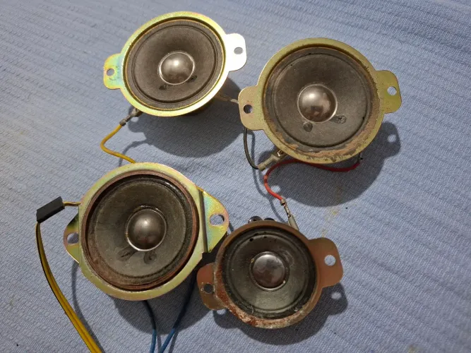 KIT 3 TWEETER + MÉDIO SONY DOS CAIXAS SS- GRX800 :)