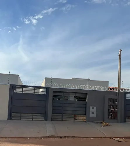 Casa com 2 quartos sendo 1 suíte -74 metros quadrados - Palmas - TO