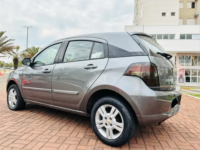 Chevrolet Agile LTZ 1.4 MPFI 8V Flexpower 5P 2011