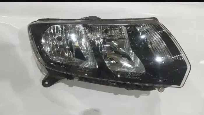 Farol Sandero original Direito 2015/2016