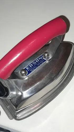 Mini ferro de passar
