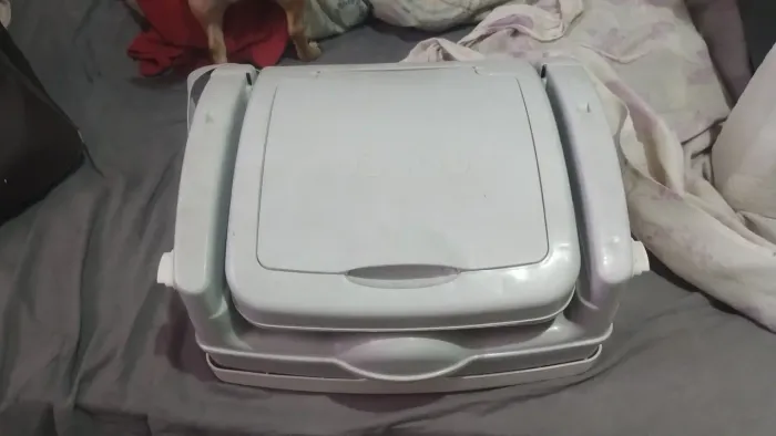Vendo cadeirinha de alimentação portátil