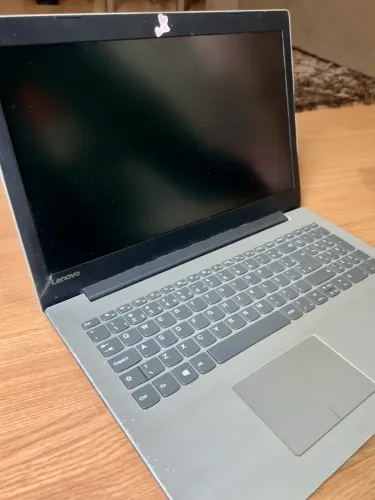 Lenovo IdeaPad 320 | Intel Core i3 | 12 GB RAM | SSD 120 GB | Windows 11 + Office