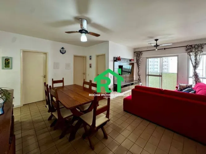 Apartamento à beira mar com 2 quartos (1 suíte) e 1 vaga à venda em Pitangueiras, Guarujá