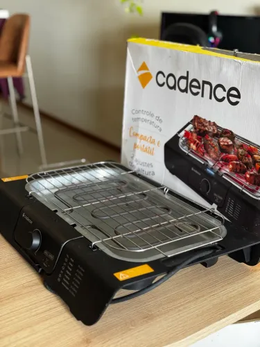 Churrasqueira Elétrica Cadence Grill Menu com Caixa | Excelente Estado