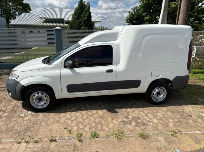 Fiat Fiorino Furgão Work. Hard 1.4 Flex 8V 2P 2020