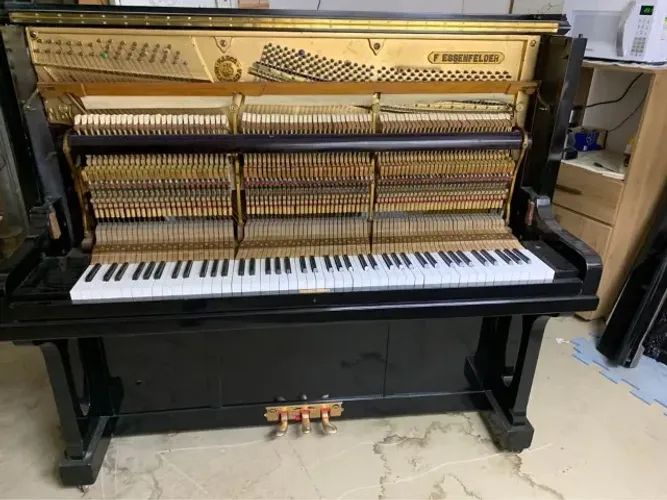 Piano Essenfelder Residencial