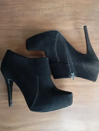 Bota Corello 37