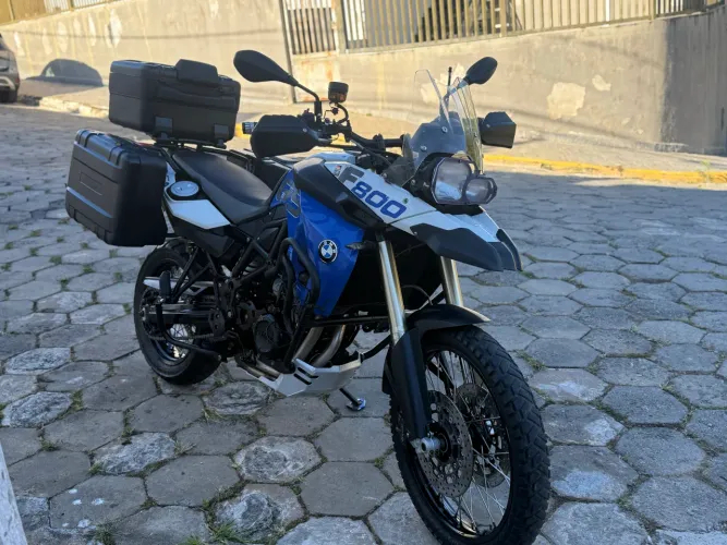 Vendo ou troco f800 impecável