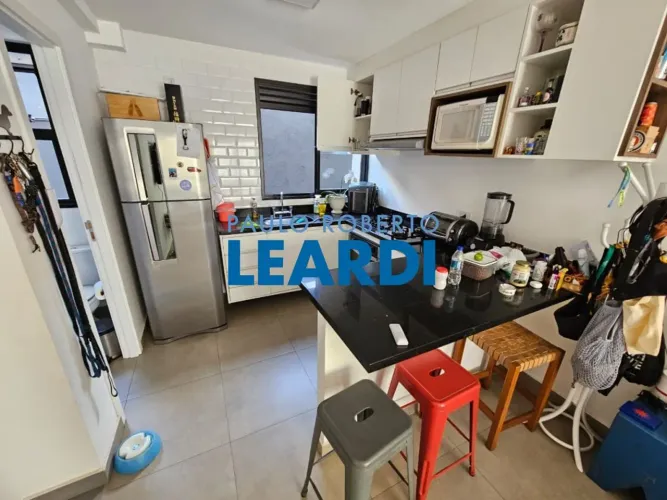 CASA EM CONDOMÍNIO - VILA IPOJUCA - SP