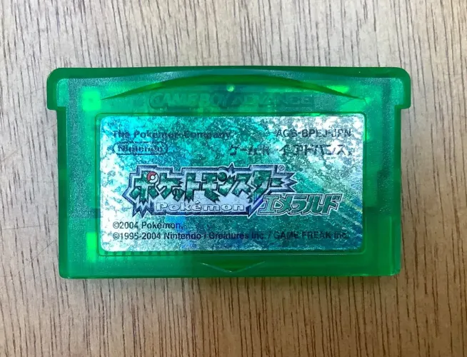 Pokémon Emerald Japonês Original GBA