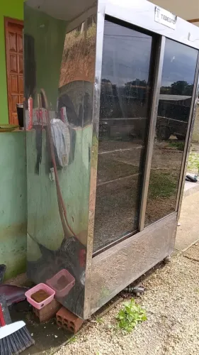 Máquina de assar frango