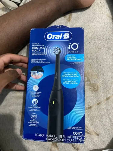 Escova Elétrica Oral B Io Series 2